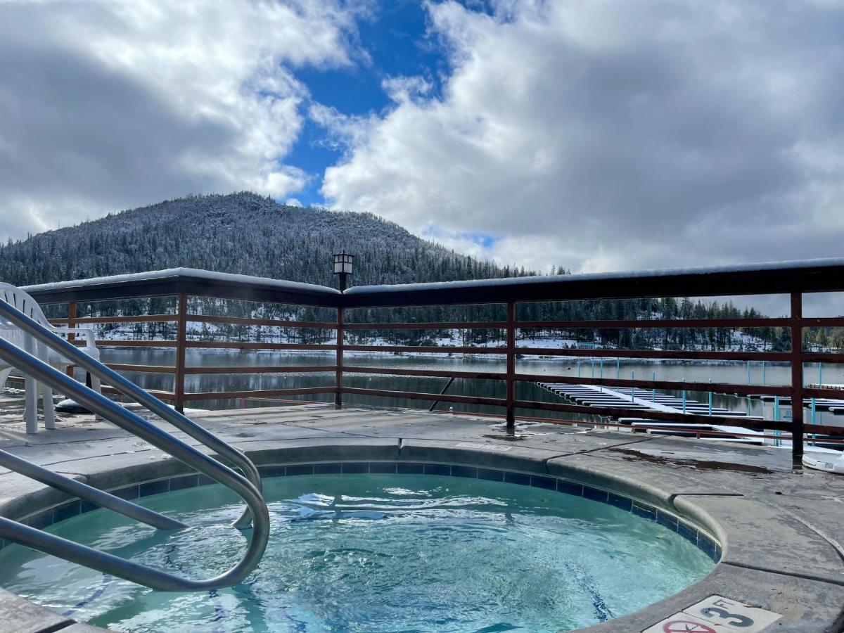 Resort The Pines & Conference Center 4*