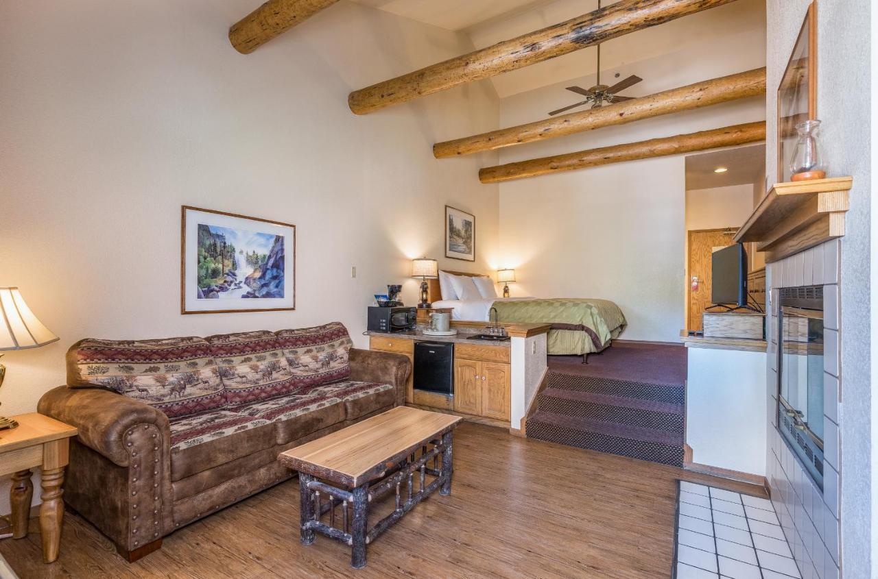 The Pines & Conference Center Resort