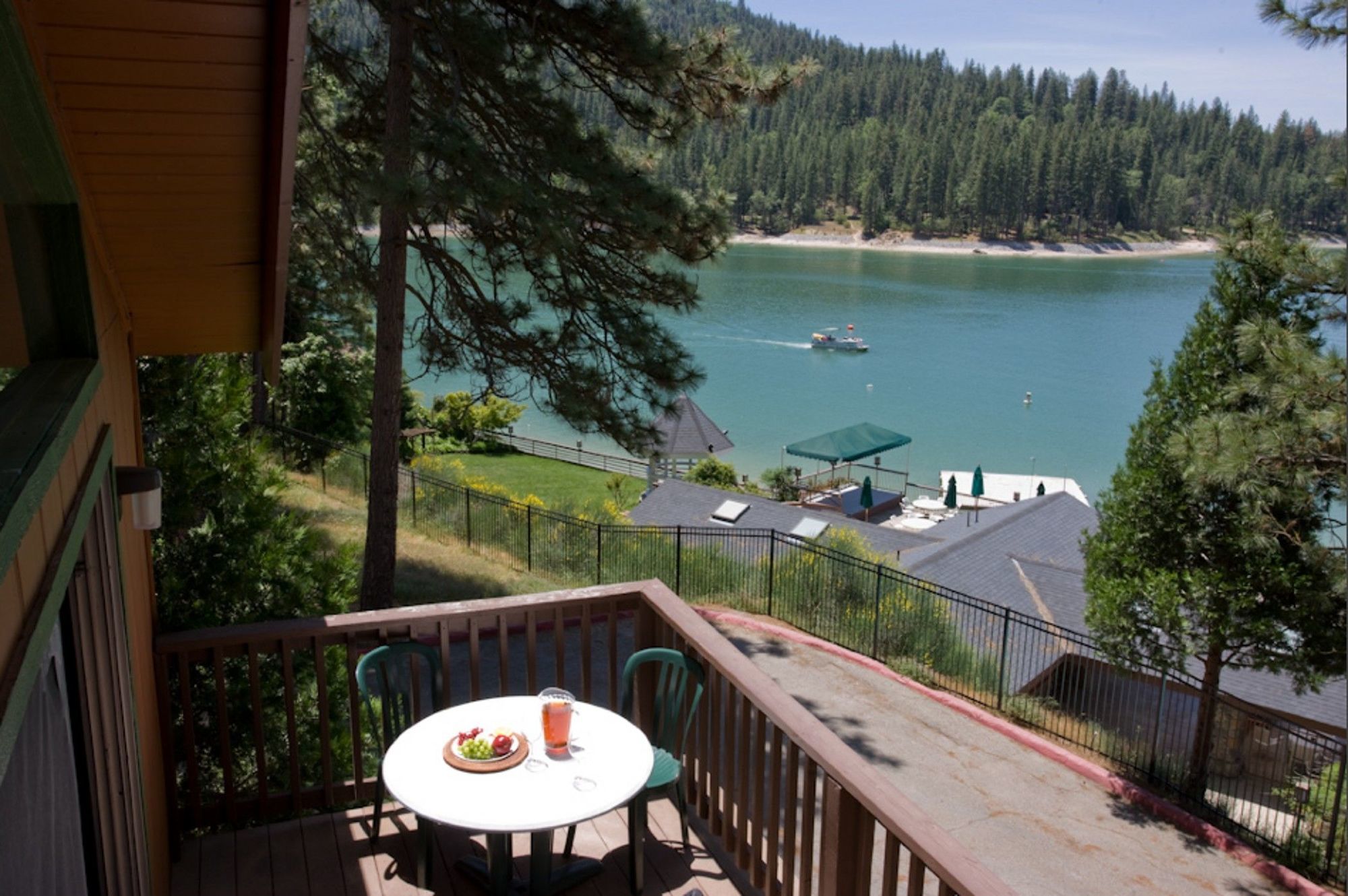 The Pines & Conference Center Resort 4*